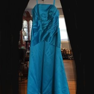 Size 14 women's bridesmaid/ prom dress